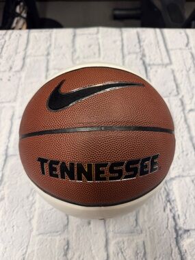 Nike Tennessee Basketball - Brown, Black, White